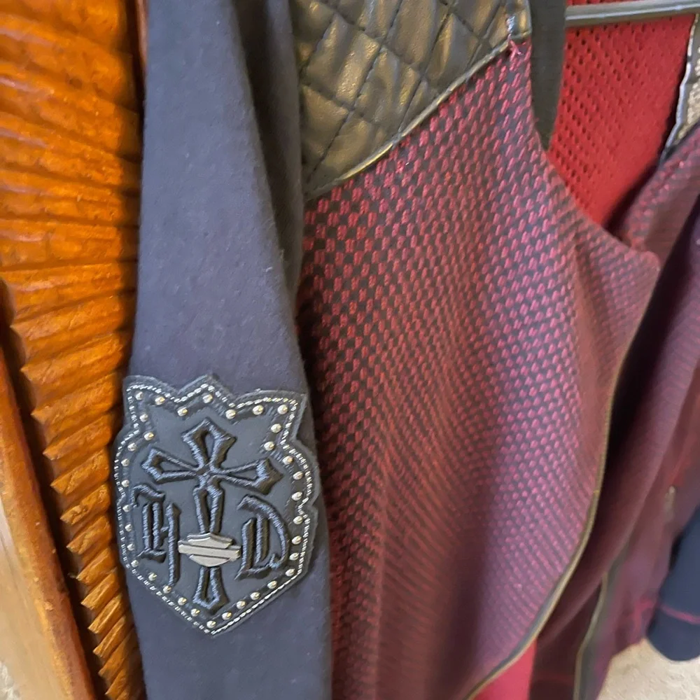 Harley Davidson ladies jacket - Picture 3 of 5